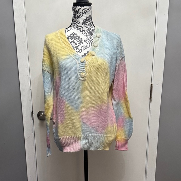 Sweater - Picture 2 of 5